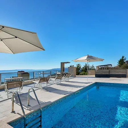Infinite Mit Schwimmbad Und Meerblick By Interhome Casa vacanze Makarska