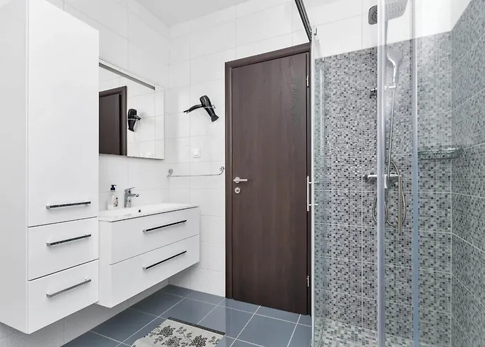 Infinite Mit Schwimmbad Und Meerblick By Interhome Holiday home