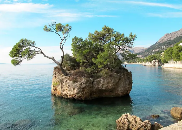 Vakantiehuis Infinite Mit Schwimmbad Und Meerblick By Interhome *