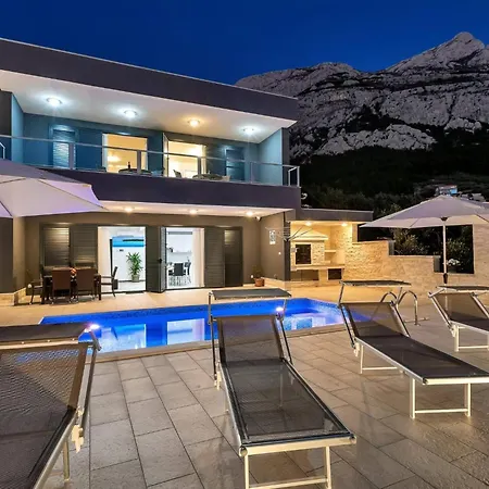 Infinite Mit Schwimmbad Und Meerblick By Interhome 펜션 *